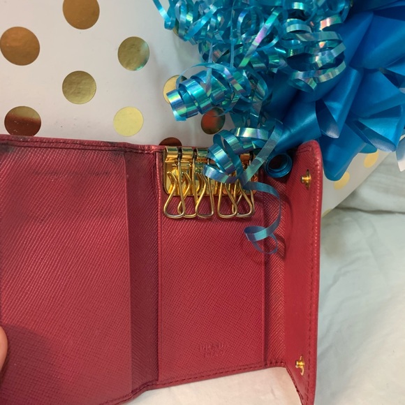 🌟Prada 6 key holder🌟 - Picture 2 of 6
